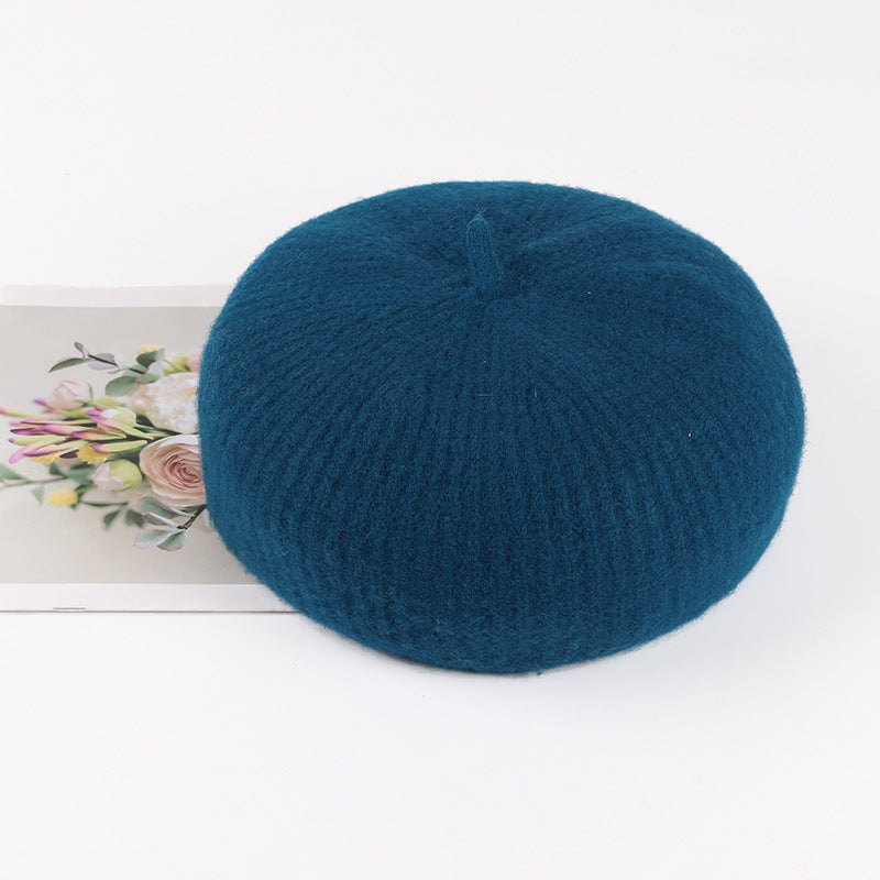 Women's 100% Wool Beret – Classic Warmth for All Seasons