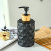 Color &amp; Design: Black &amp; Wood (Triangles Pattern)