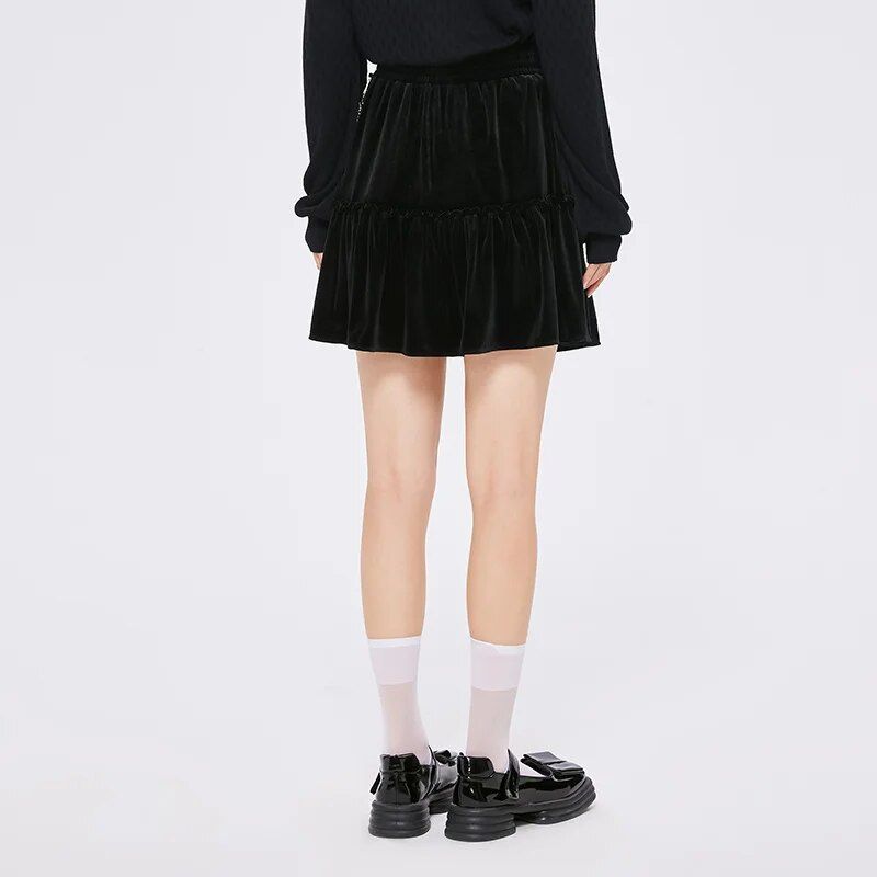 Chic Playful Mini Skirt with Chain Detail