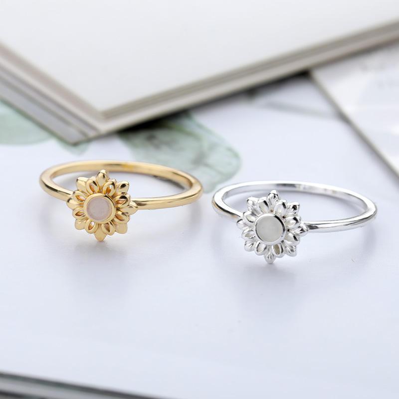 Stainless Steel Flower Ring with Pale Center