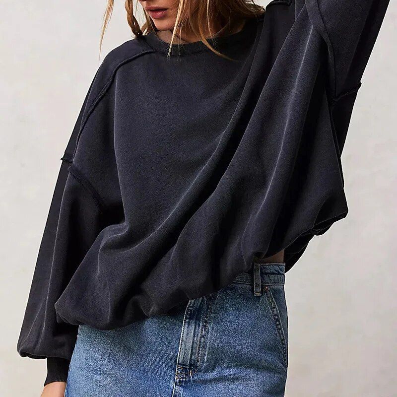 Women's Oversized Long Sleeve Sweatshirt