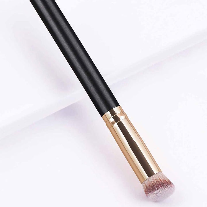 Black Eyeshadow Blending Brush