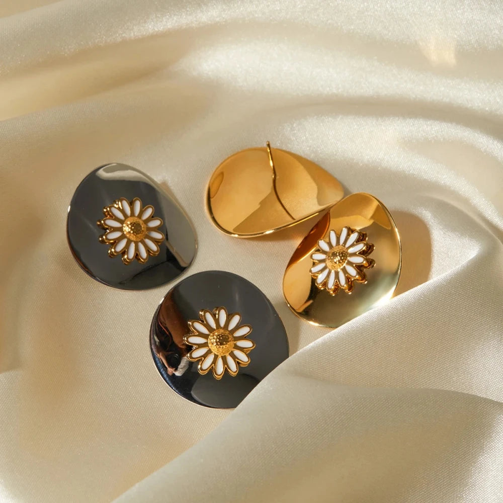18K Gold-Plated Daisy Stud Earrings