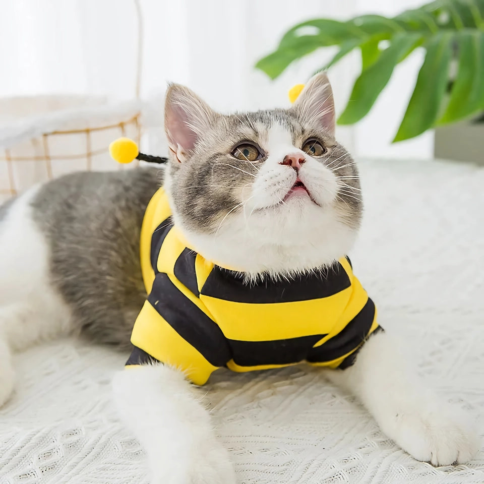 Bee-Inspired Pet Hoodie for Cats and Small Dogs - Stylish and Comfortable