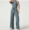 Color: Grey blue