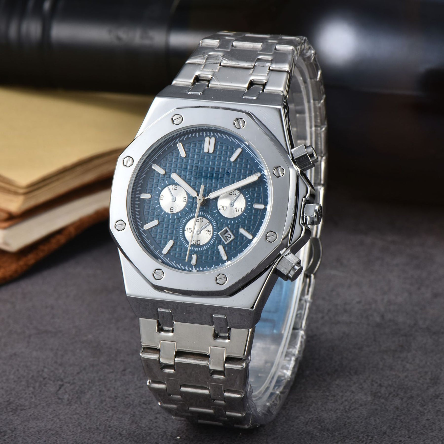 Stainless Steel Calendar Men&