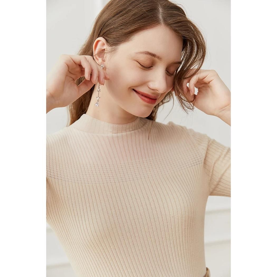 Elegant Half Sleeve Knitted Top for Women