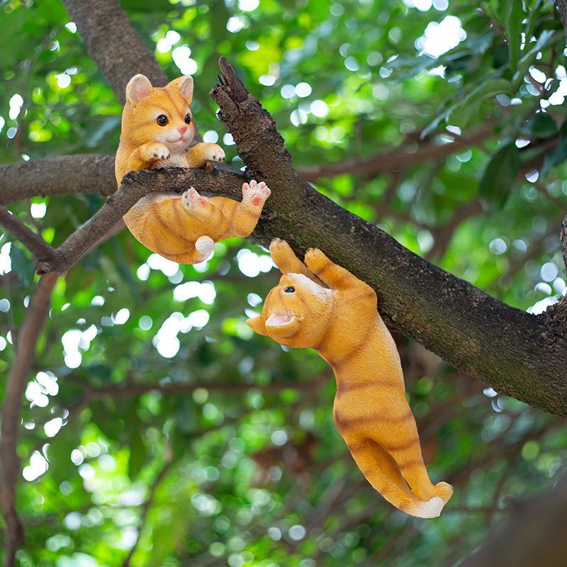 Adorable Resin Cat Pendant for Garden and Home Décor