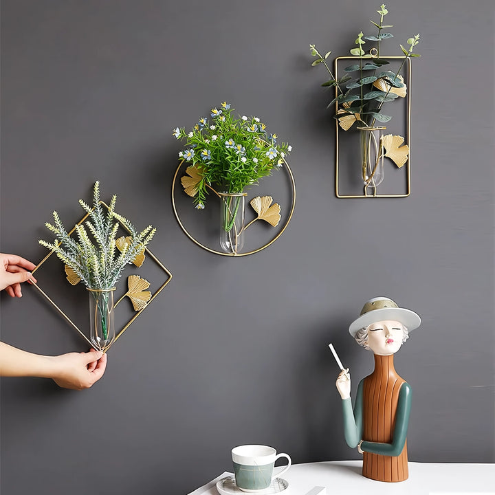 Elegant Gold Iron Wall-Mounted Hydroponic Flower Pot