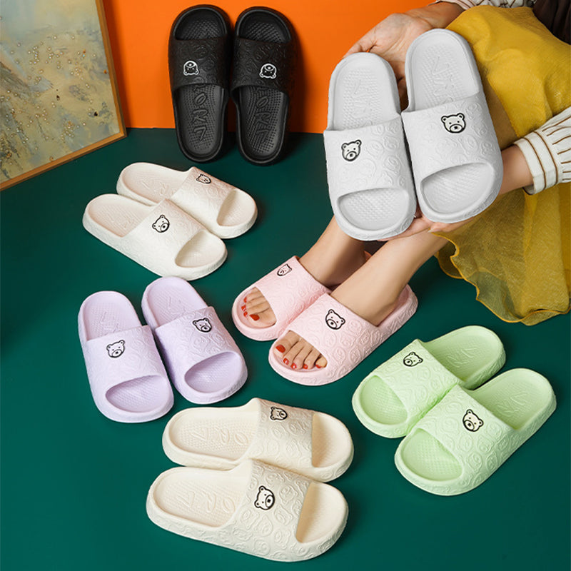 Cute Bear Slippers Indoor Non-slip Thick Soles Floor Bedroom Bathroom Slippers For Women Men Fashion House Shoes Summer