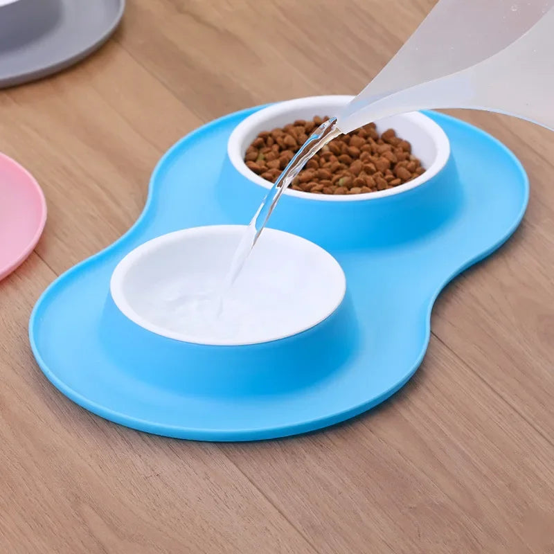 Anti-Splash Double Food Bowls for Large Dogs with Silicone Mat