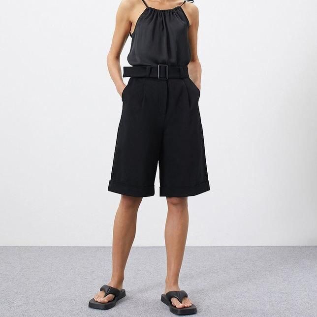 Elegant High-Waisted Black Pleated Shorts for Women
