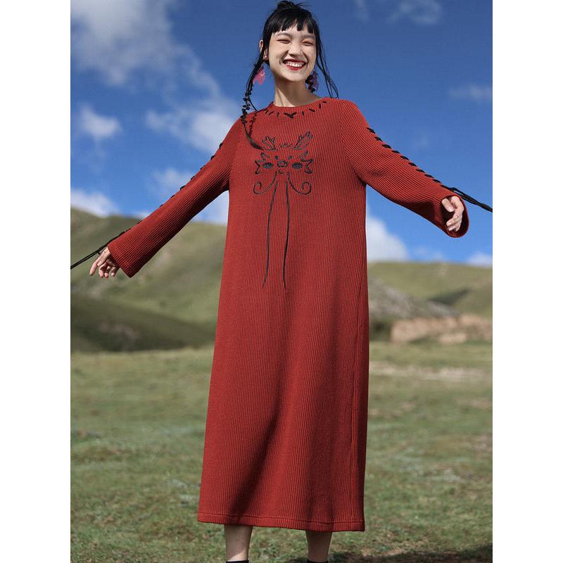 Dragon Embroidery Autumn Winter Loose Fitting Knitted Dress