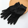 Color: Classic black