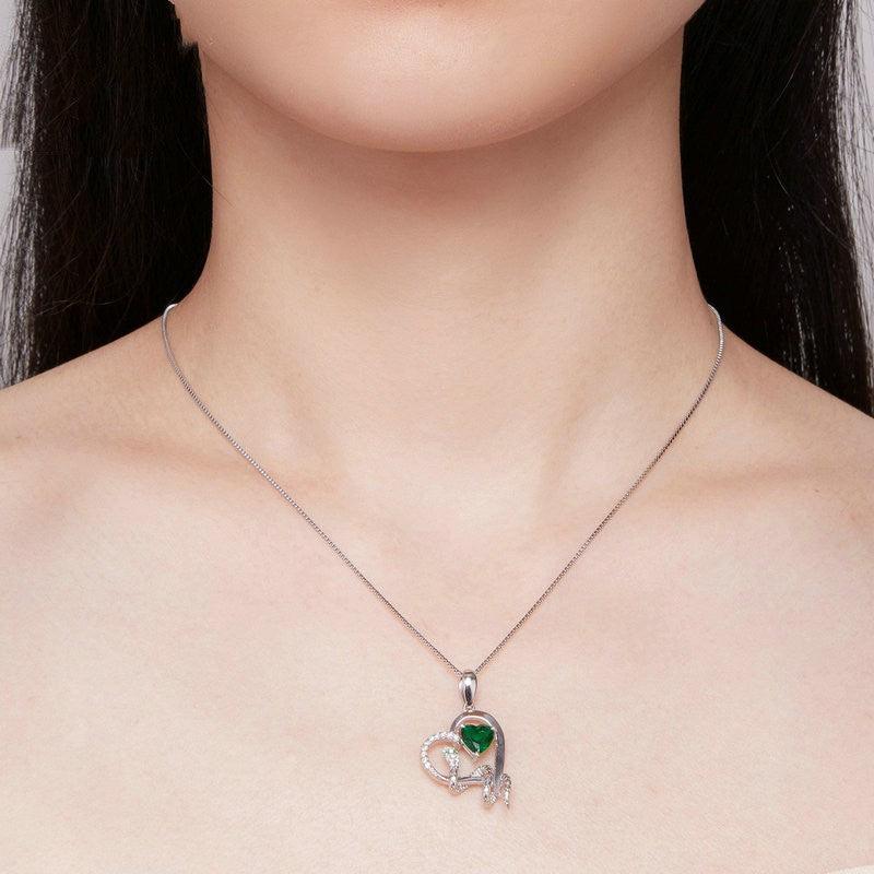 European And American Style Exquisite Snake Wrapped Love Necklace - Trendha