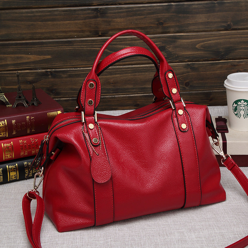 Fashion Boston Shoulder Bag Women's Handbags Retro Rivet Design Personalized Crossbody Bags