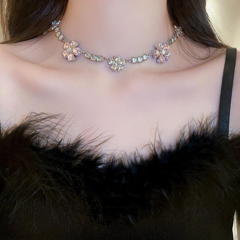 Fashion Light Luxury Flower Necklace - Trendha