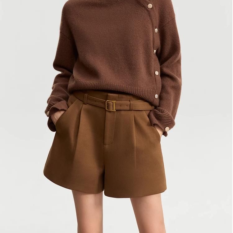Winter Office Lady Casual Shorts with Belt