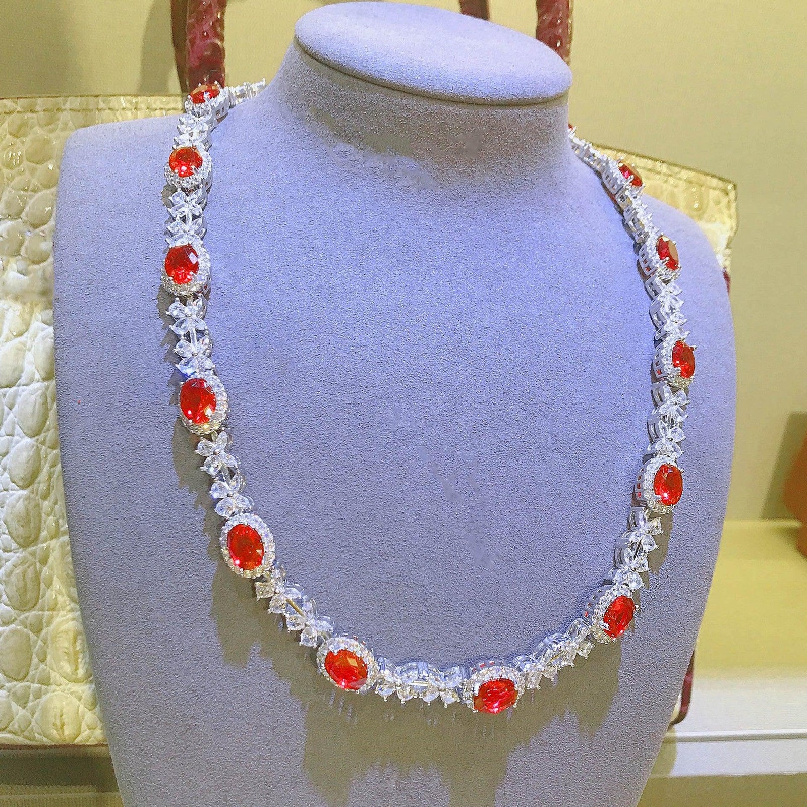 Full Diamond Dove Egg Jewelry Luxury Imitation Ruby Necklace - Trendha