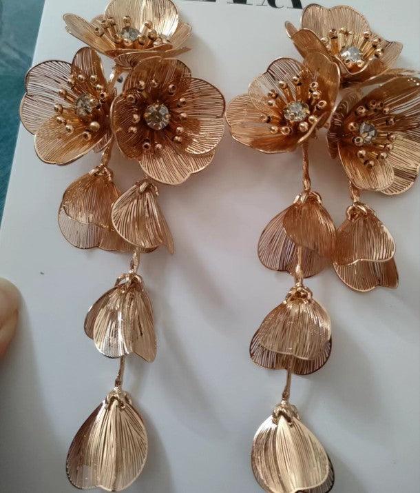 Long Metal Flower Tassel Earrings Necklace Set - Trendha