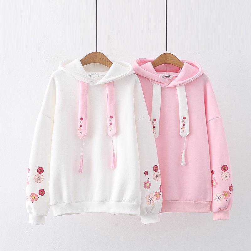 Plum Blossom Printed Hooded Sweatshirt Girl - Trendha