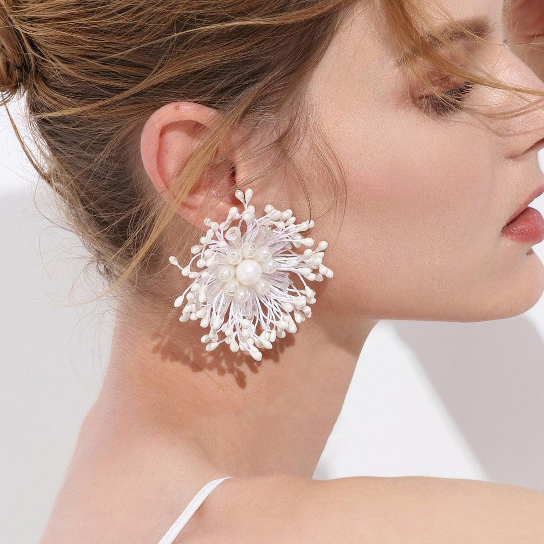 Retro Earrings Exaggerated White Flowers For Women - Trendha
