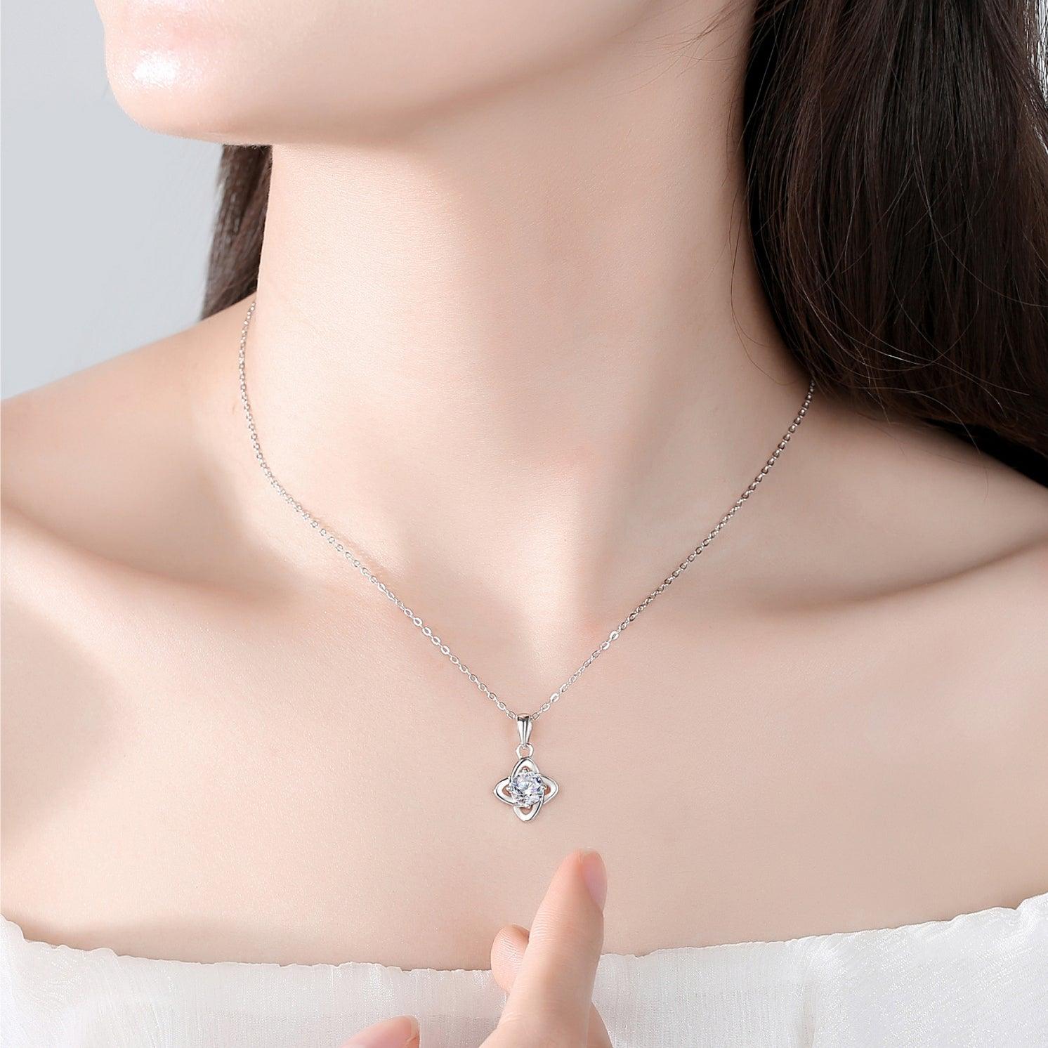 Simple Mosang Diamond Charm Pendant - Trendha