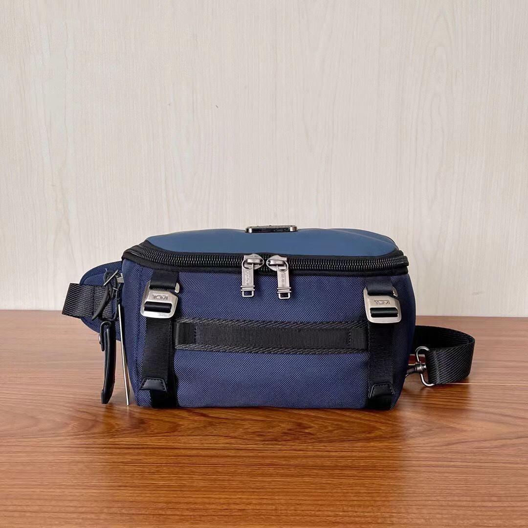 Spring Summer New Collection Modern Men's Chest Bag - Trendha