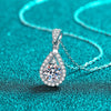 Color: 2carat moissanite