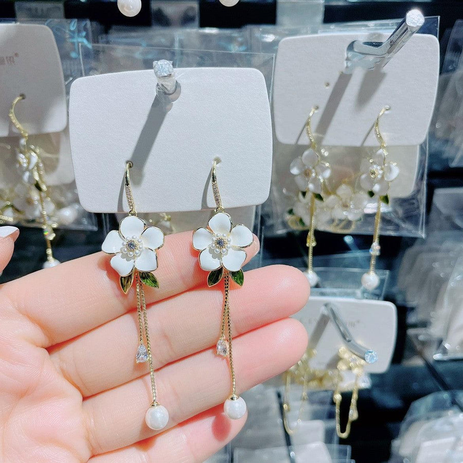 White Flower Tassel Pearl Long Earrings - Trendha