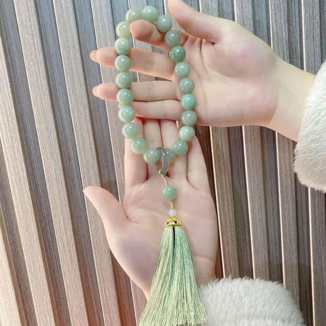 Women's Fashion Vintage Literary Tassel Bracelet