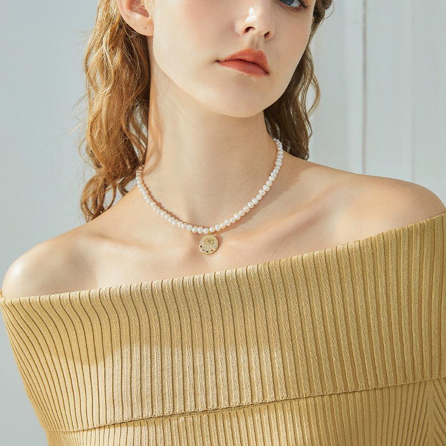Women's Freshwater Pearl Devil's Eye Necklace - Trendha
