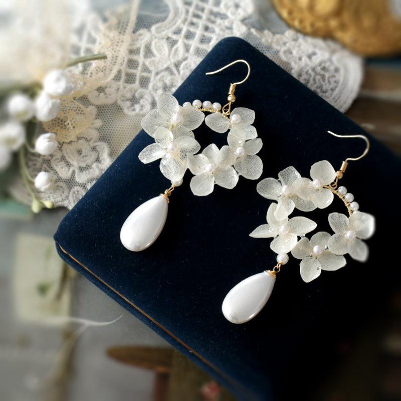 Women's Temperament Fashion Eternal Flower Earrings - Trendha
