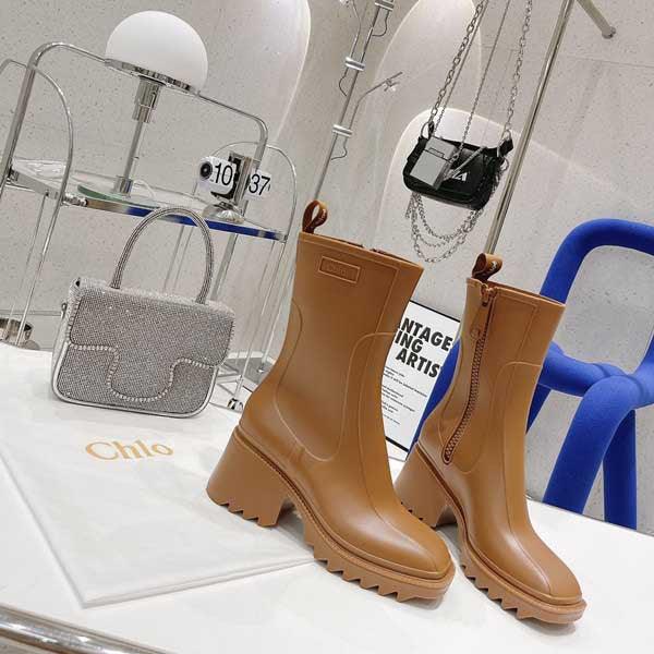 Short Rain Boots With Letters And Non-Slip High Heels - Trendha