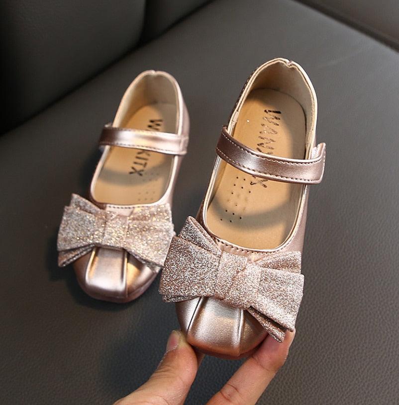 Girls Casual Shoes with Bow - Trendha
