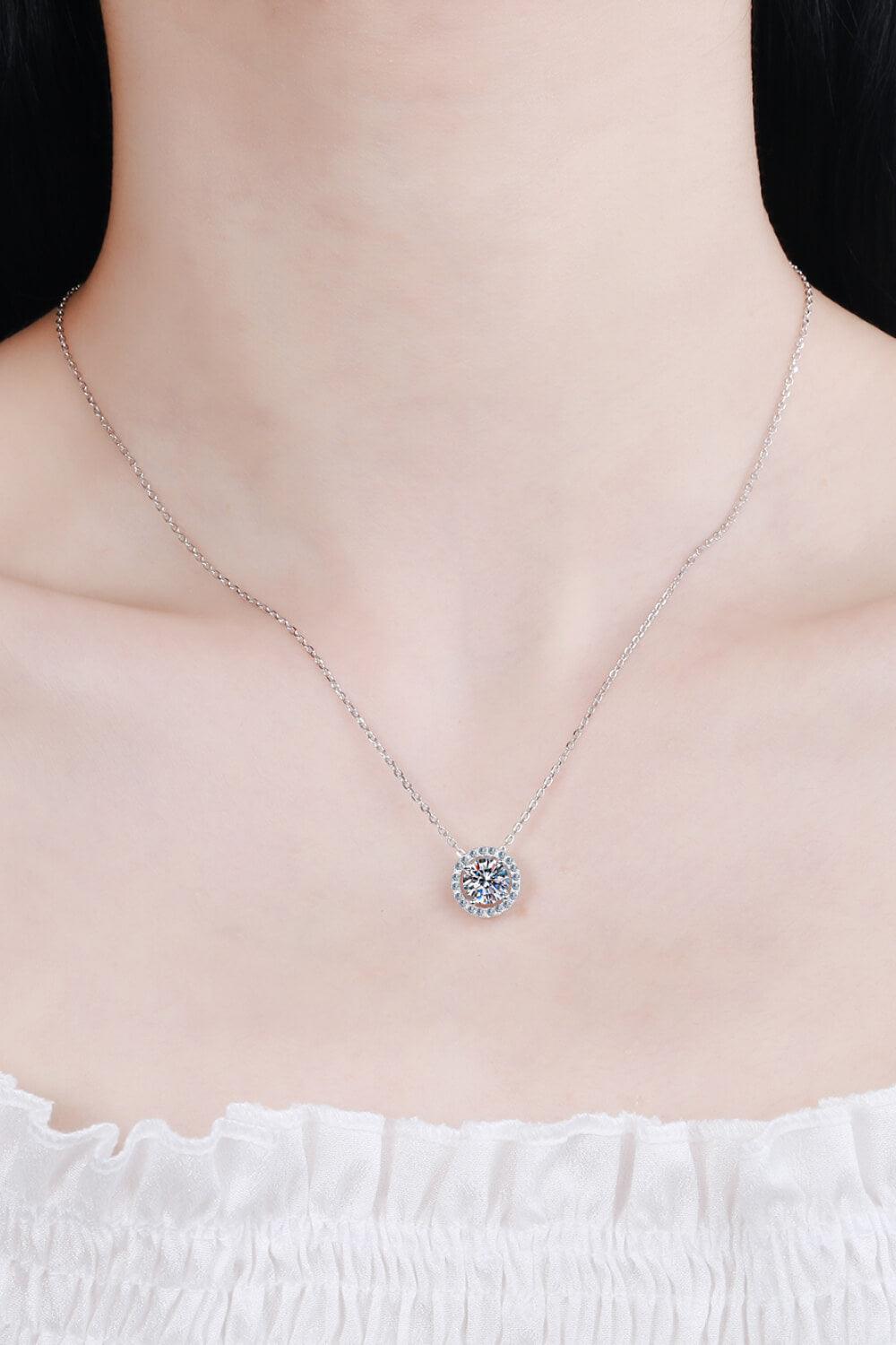 1 Carat Moissanite Round Pendant Chain Necklace - Trendha