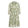 Color: LightGreen