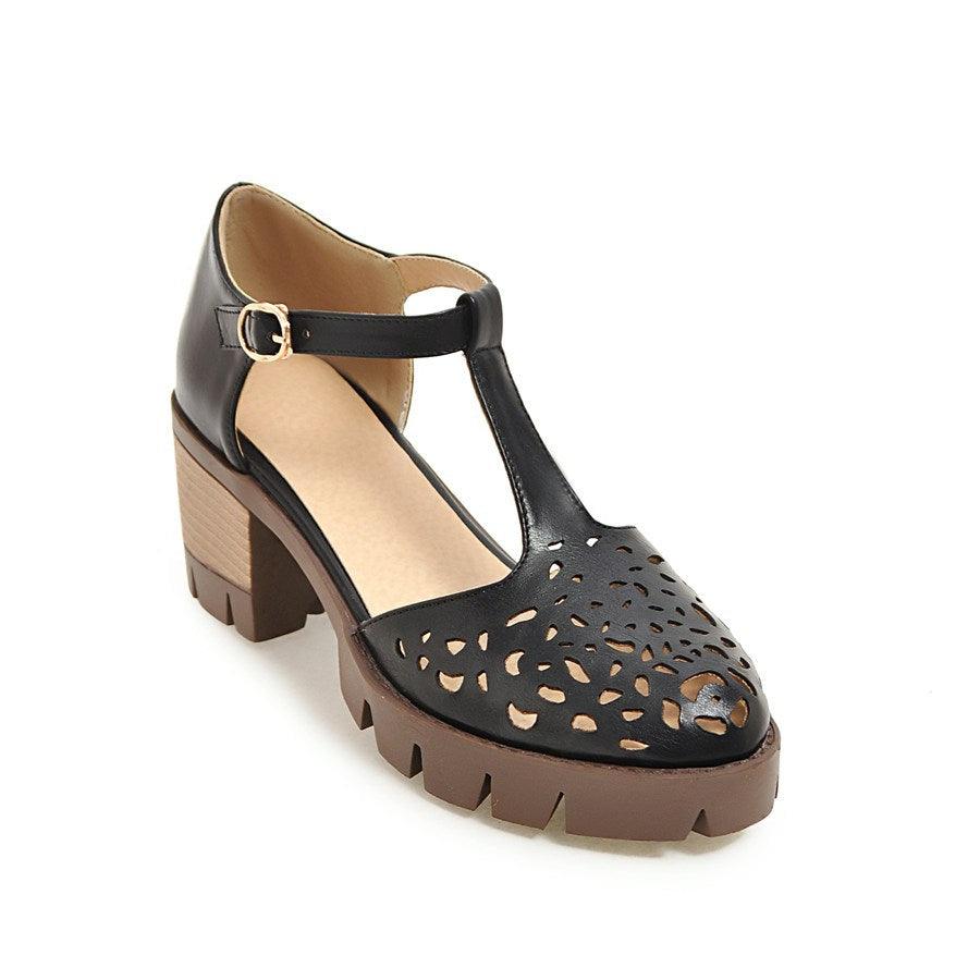 Hollow Rock Carved T-shaped Sandals - Trendha