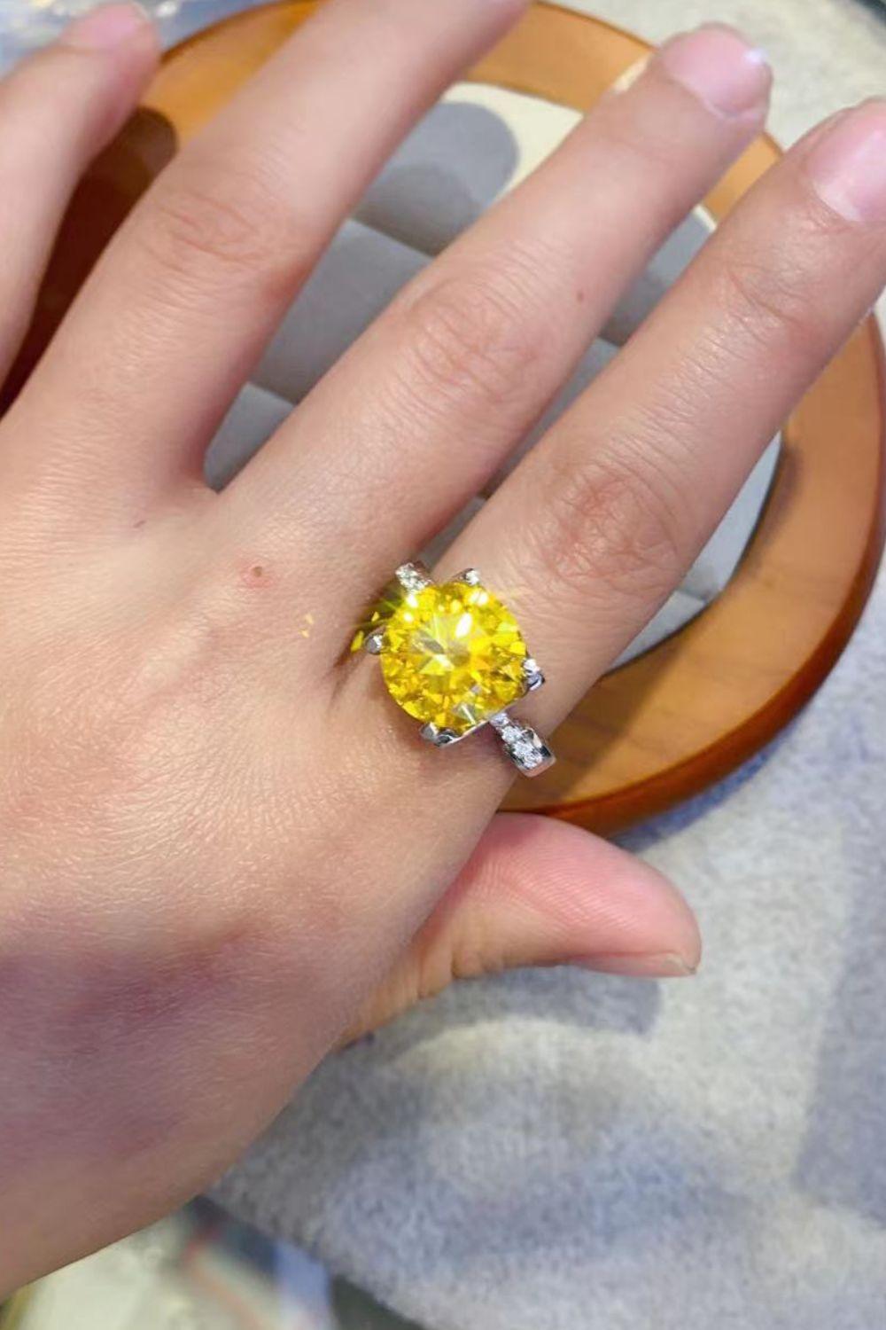5 Carat Moissanite 925 Sterling Silver Ring in Banana Yellow - Trendha