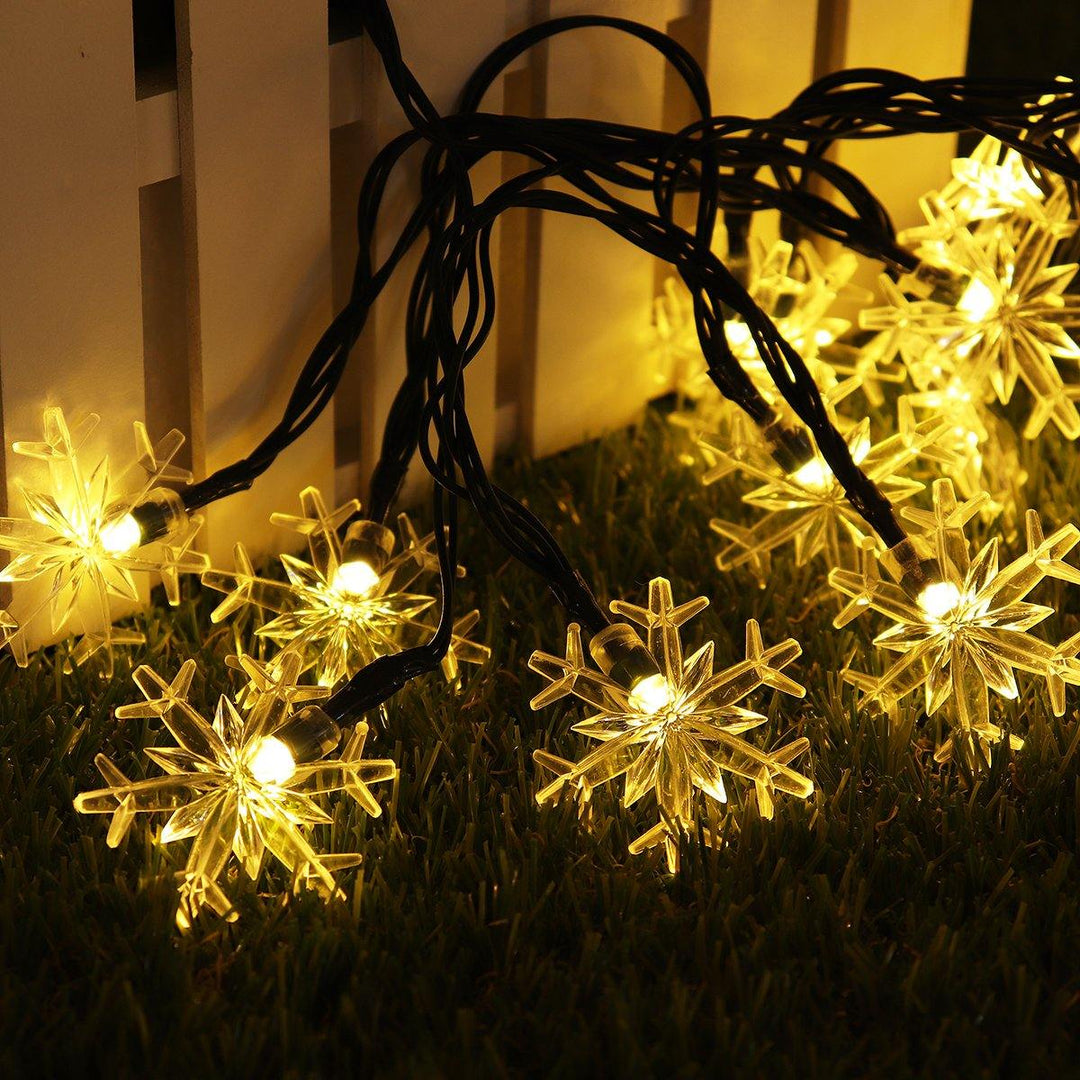 6.5m 30 LED Solar Powered Snowflake String Light Christmas Tree Outdoor Decor - Trendha