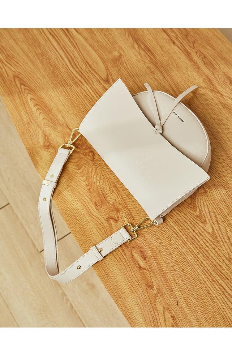 Retro Saddle Crossbody Bag for Women - Elegant and Practical Accessory for Every Occasion - Trendha