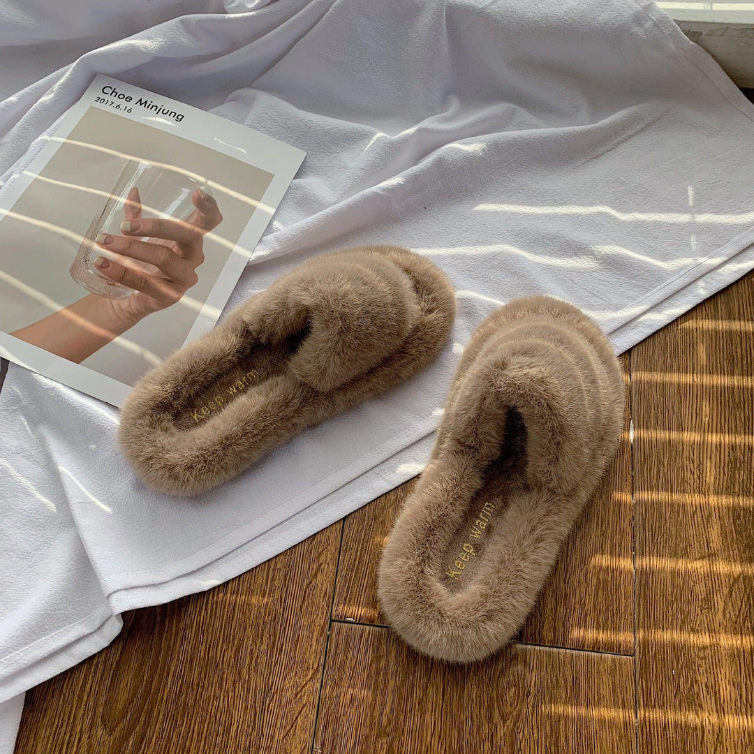 Hairy slippers for women - Trendha