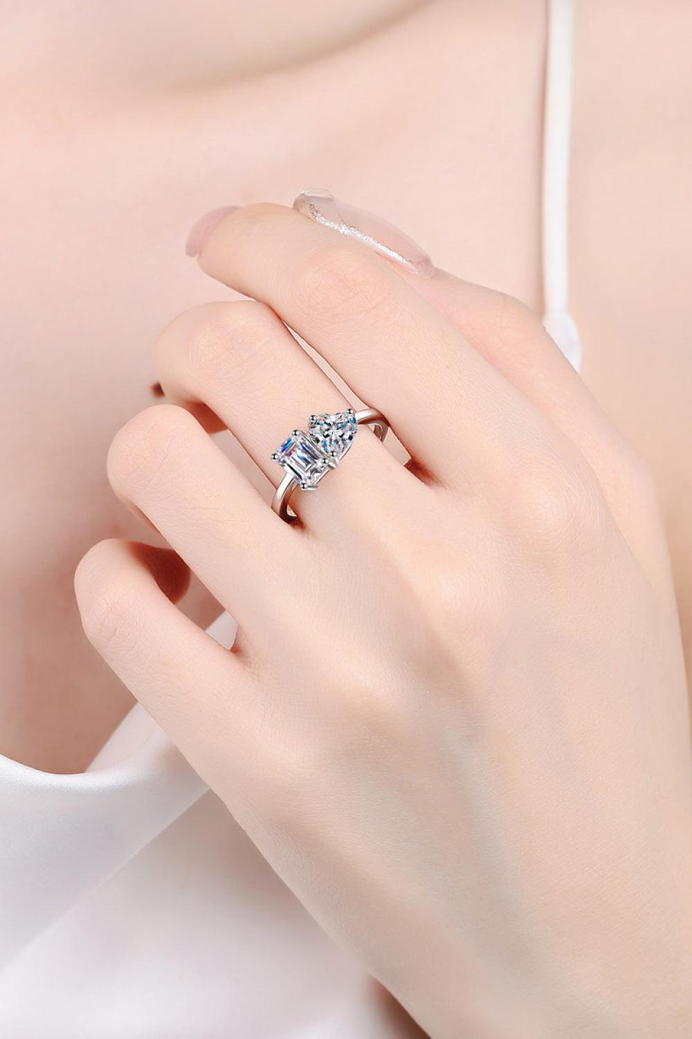 Rhodium-Plated 2 Carat Moissanite Ring - Trendha