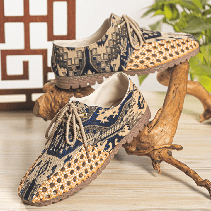 Men Hollow Out Woven Breathable Non Slip Chinese Style Pattern Casual Canvas Shoes - Trendha