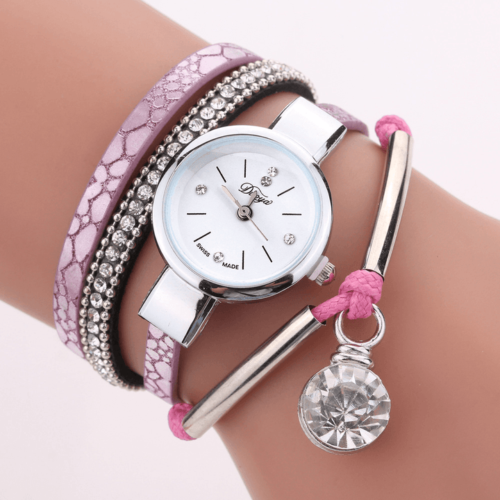 DUOYA D254 Crystal Pendant Women Bracelet Watch Retro Style Leather Strap Quartz Watch - Trendha