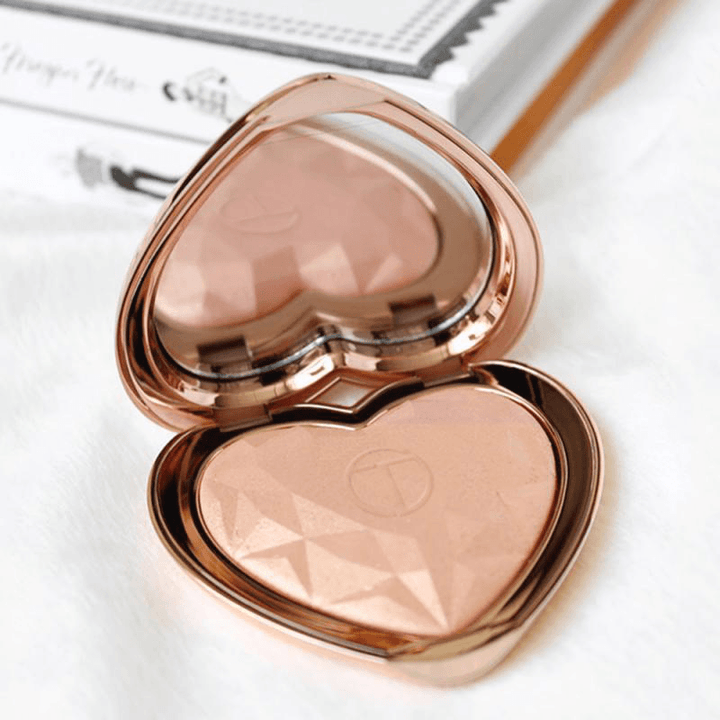 O.TWO.O Highlighters Makeup Powder Natural Shimmer Palette High Gloss Pigments Heart Shape Illuminator Cosmetics - Trendha