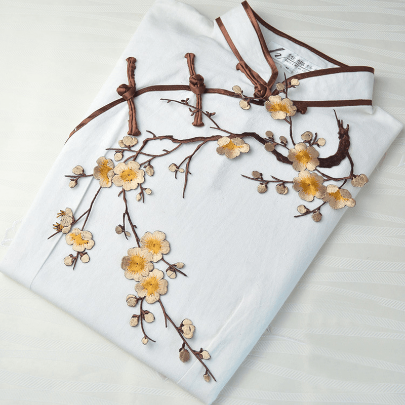 Plum Blossom Flower Applique Clothing Embroidery Patch Fabric Sticker Iron on Patch Sewing Repair - Trendha