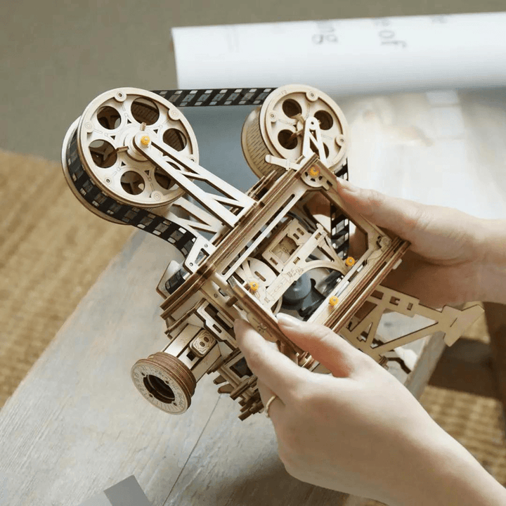LK601 DIY Classic Wooden Vintage Movie Projector DIY 3D Vitascope Kit Wooden Puzzle Retro Projector - Trendha