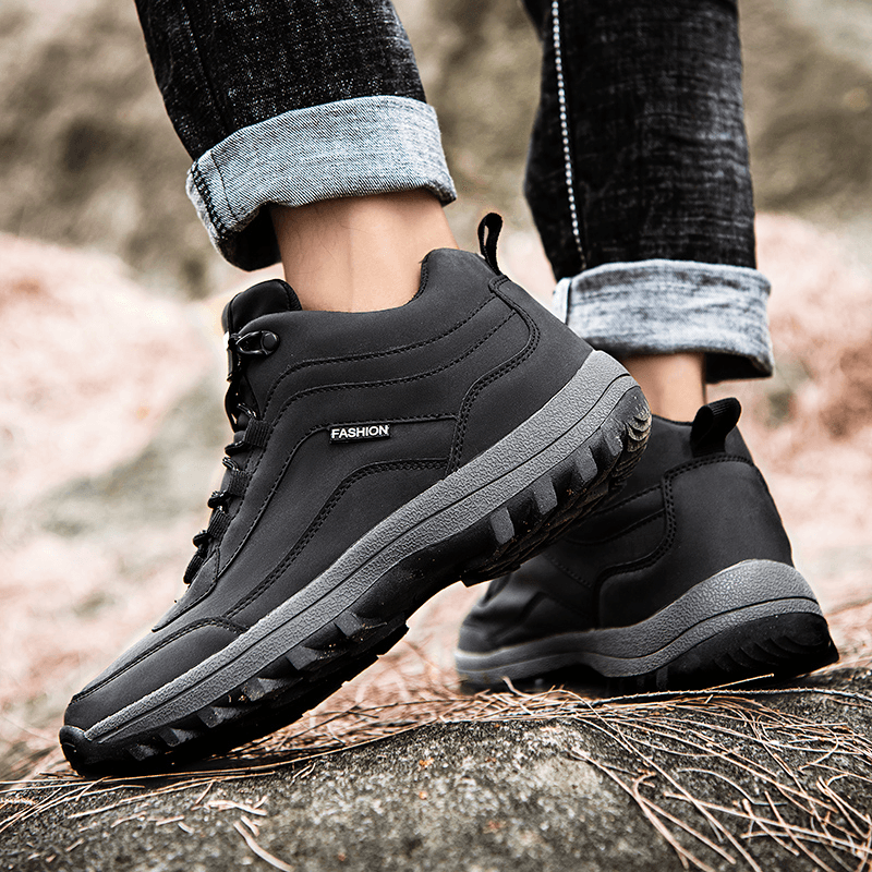 Men Microfiber Leather Anti-Collision Toe Non Slip Outdoor Hiking Boots - Trendha