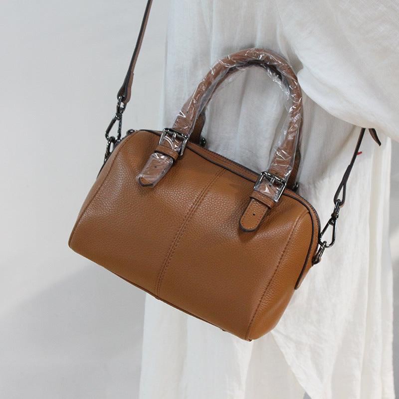 Leather retro art shoulder bag - Trendha